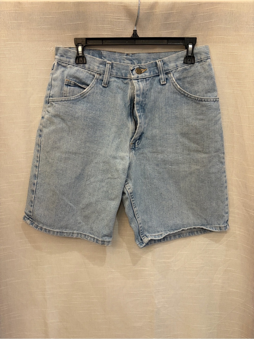 Wrangler Light Wash Denim Men's Jean Shorts